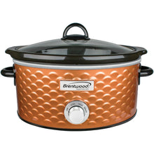 Load image into Gallery viewer, Brentwood 4.5-Quart Scallop Pattern Slow Cooker (Copper) - Northwest Homegoods
